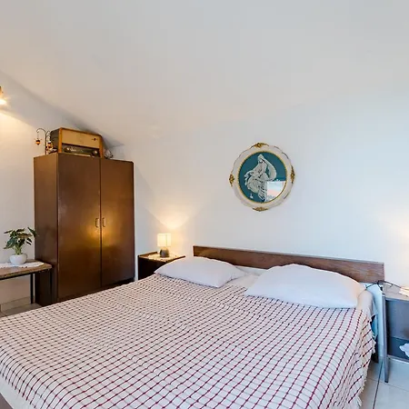 Dada - St سوبيتار